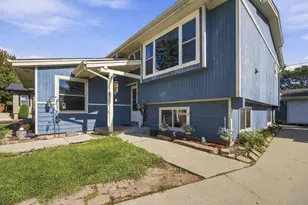 1336 S 92nd St, West Allis, WI 53214 - Photo 2