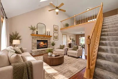 1142  Mulberry Ln, Racine, WI 53182 - Photo 4