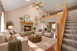 1142 Mulberry Ln, Racine, WI 53182 - Photo 4