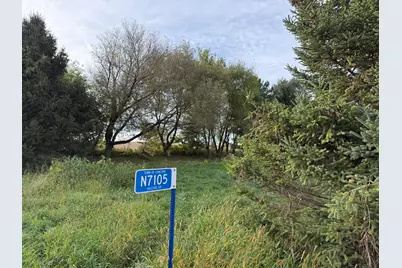 N7105  Hillside Dr, Concord, WI 53094 - Photo 2
