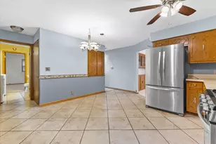 S77W22250 Eleanor St, Vernon, WI 53150 - Photo 8