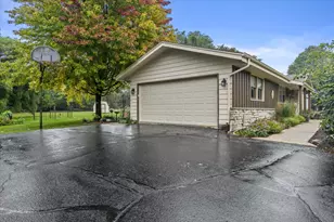 S77W22250 Eleanor St, Vernon, WI 53150 - Photo 32