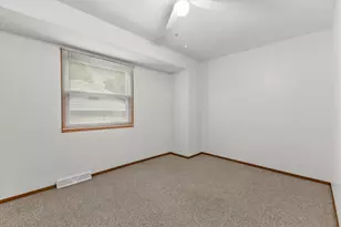 S77W22250 Eleanor St, Vernon, WI 53150 - Photo 14