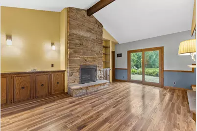 S77W22250  Eleanor St, Vernon, WI 53150 - Photo 2