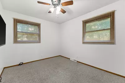 S77W22250  Eleanor St, Vernon, WI 53150 - Photo 16