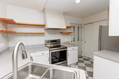 1112 E Lyon St #1112, Milwaukee, WI 53202 - Photo 8