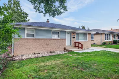 4808 S 24th St, Milwaukee, WI 53221 - Photo 2