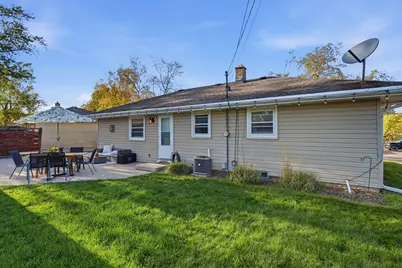 N85W15153  Macarthur Dr, Menomonee Falls, WI 53051 - Photo 28