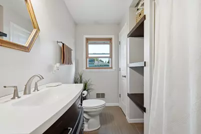 N85W15153  Macarthur Dr, Menomonee Falls, WI 53051 - Photo 18