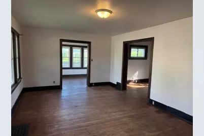 7229  Sheridan Rd, Kenosha, WI 53142 - Photo 4