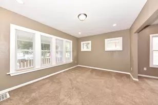 2543 N 37th St, Milwaukee, WI 53210 - Photo 2