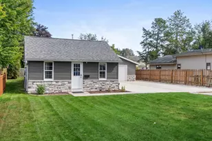 3917 Tannery Rd, Two Rivers, WI 54241 - Photo 18