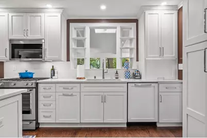 5259 N Kent Ave, Whitefish Bay, WI 53217 - Photo 14