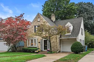 5259 N Kent Ave, Whitefish Bay, WI 53217 - Photo 2