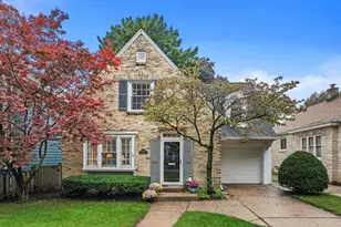 5259 N Kent Ave, Whitefish Bay, WI 53217 - Photo 1