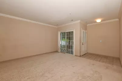 2740  Northview Rd #104, Waukesha, WI 53188 - Photo 8