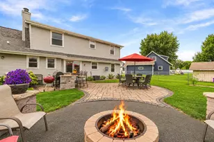 8046 W Imperial Dr, Franklin, WI 53132 - Photo 36