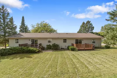 1127  Schoenhaar Dr, West Bend, WI 53090 - Photo 18