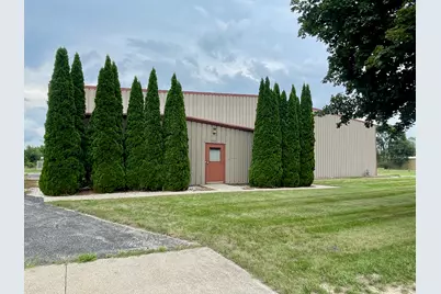 814 E Comercial Ave, Whitewater, WI 53190 - Photo 2