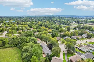 2416 Brentwood Dr, Waukesha, WI 53188 - Photo 16