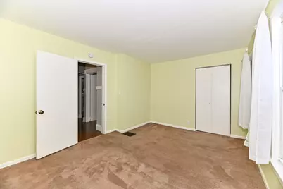 2159  Clarence Ave, Racine, WI 53405 - Photo 10