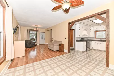 2159  Clarence Ave, Racine, WI 53405 - Photo 18