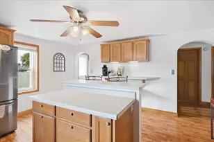 2544 S 16th St, La Crosse, WI 54601 - Photo 10