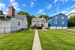 216 S 62nd St, Milwaukee, WI 53214 - Photo 6