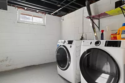 2717 S 51st St, Milwaukee, WI 53219 - Photo 18