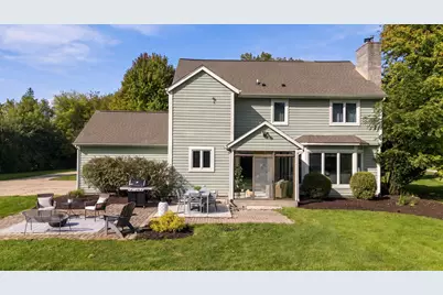 10946 N Sherwood Dr, Mequon, WI 53092 - Photo 30