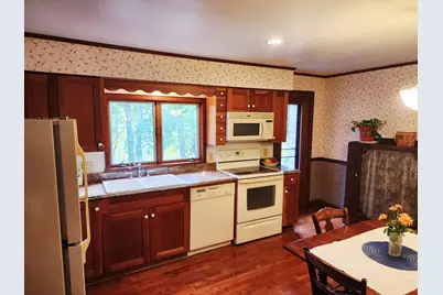 319  Elizabeth St, Watertown, WI 53098 - Photo 10