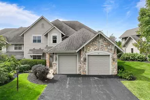 631 Eagleton Dr, Geneva, WI 53147 - Photo 1