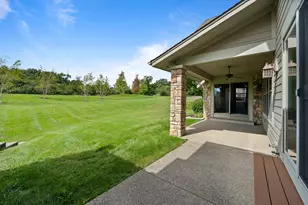 631 Eagleton Dr, Geneva, WI 53147 - Photo 58