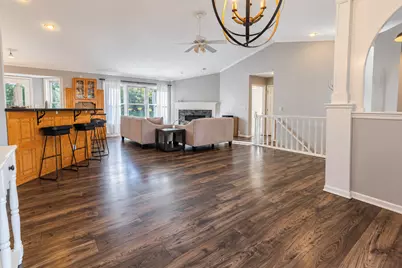 804  Jamesway Dr, Watertown, WI 53098 - Photo 8