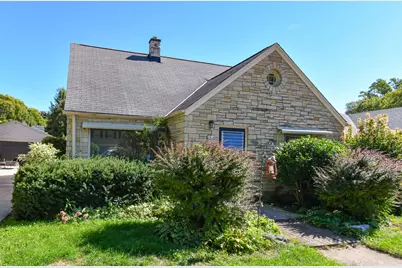 2616 N 96th St, Wauwatosa, WI 53226 - Photo 18