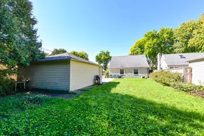 2616 N 96th St, Wauwatosa, WI 53226 - Photo 14