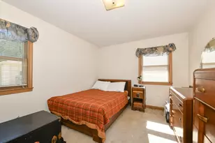 2616 N 96th St, Wauwatosa, WI 53226 - Photo 8
