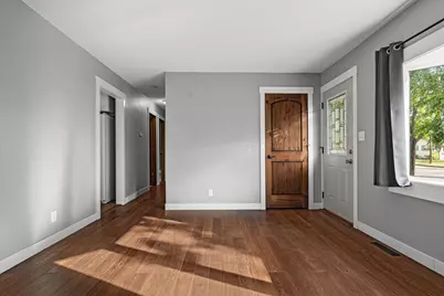 615  11th Ave, Onalaska, WI 54650 - Photo 6