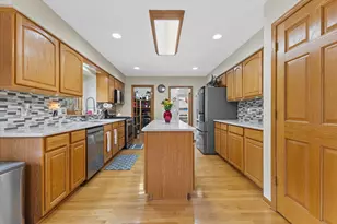 4215 114th St, Pleasant Prairie, WI 53158 - Photo 6