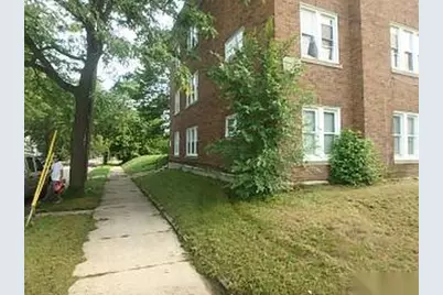 928 W Meinecke Ave #936, Milwaukee, WI 53206 - Photo 4