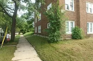 928 W Meinecke Ave, Milwaukee, WI 53206 - Photo 4