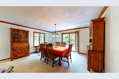 425  Newman Ct, Jefferson, WI 53549 - Photo 10
