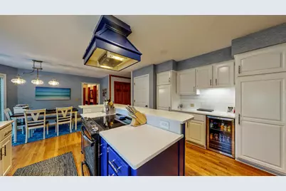 425  Newman Ct, Jefferson, WI 53549 - Photo 6