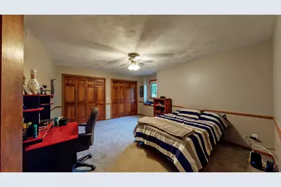 425  Newman Ct, Jefferson, WI 53549 - Photo 34