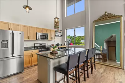 2080 N Commerce St #510, Milwaukee, WI 53212 - Photo 2
