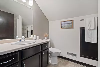 914  Durango Dr, Hartford, WI 53027 - Photo 44