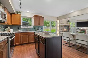 914 Durango Dr, Hartford, WI 53027 - Photo 20