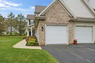 481 Cedar Ct, Slinger, WI 53086 - Photo 2