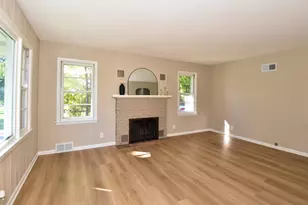 3472 E Ryan Rd, Oak Creek, WI 53154 - Photo 8