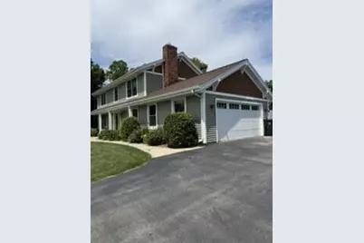 W227S7710  Oakview Dr, Vernon, WI 53103 - Photo 2